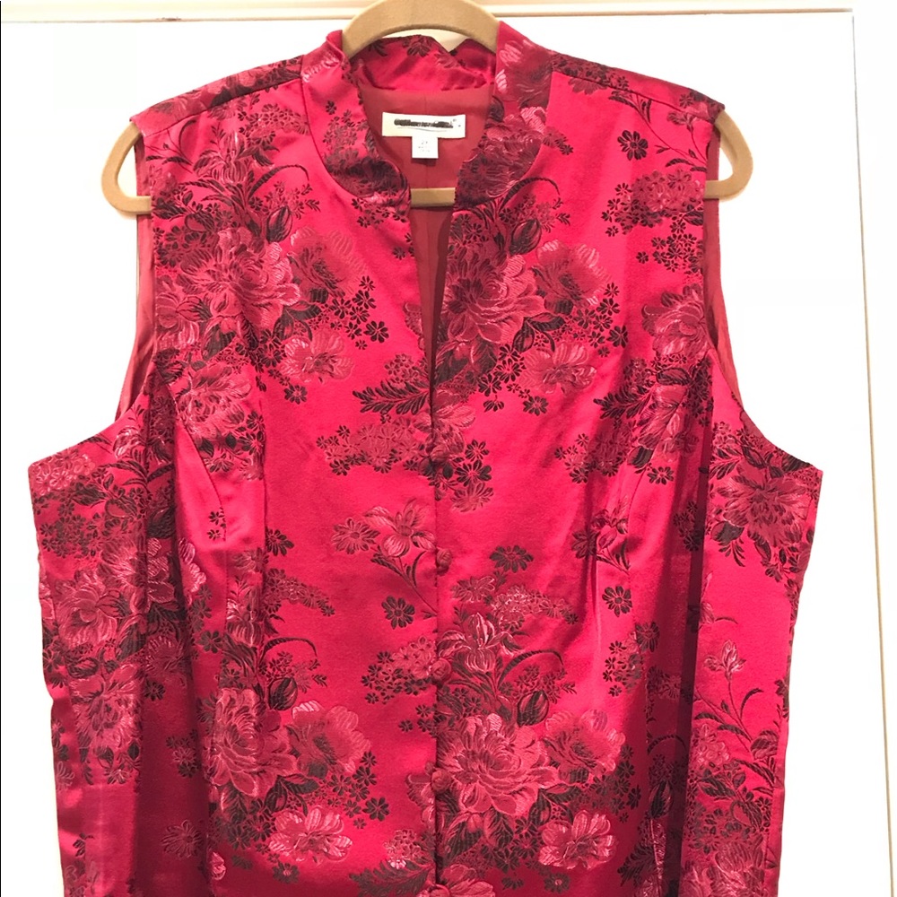 Asian accent vest